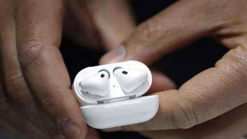Next AirPods to sport light sensors for health tracking