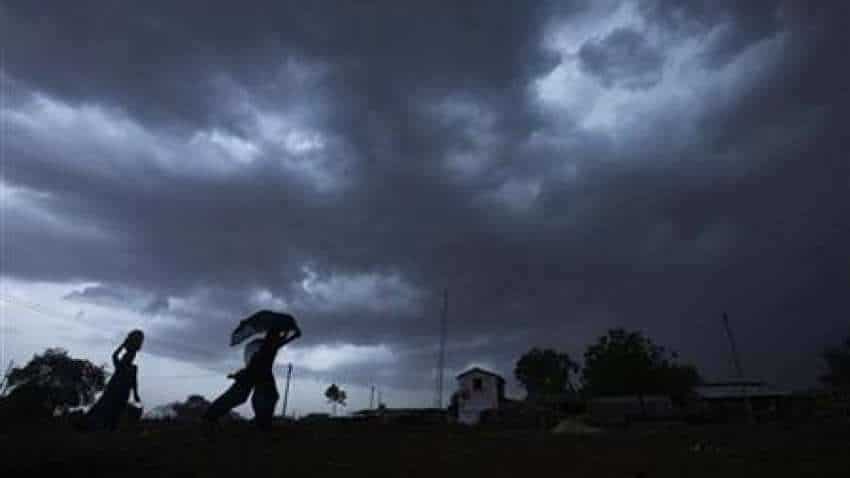 South West Monsoon hits Kerala ahead of time! Skymet says all onset conditions met South West Monsoon hits Kerala ahead of time! Skymet says all onset conditions met