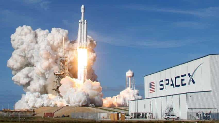 SpaceX puts 60 new Starlink Internet satellites into orbit