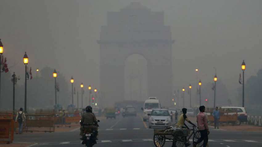 57% people rate Delhi-NCR air quality 'bad', 'very bad': Survey 57% people rate Delhi-NCR air quality 'bad', 'very bad': Survey