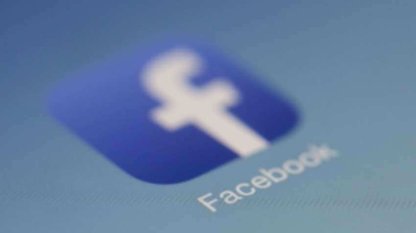 Facebook rolls outs Dark Mode on mobile for some users globally Facebook rolls outs Dark Mode on mobile for some users globally