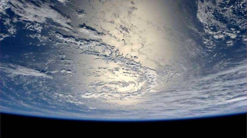 Earth's magnetic field can change 10 times faster than thought Earth's magnetic field can change 10 times faster than thought