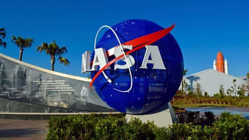 NASA picks 4 US small businesses to build Artemis lunar tech
