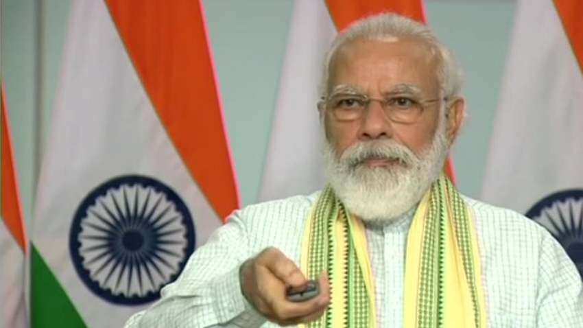 PM Narendra Modi inaugurates 750MW Solar Project at Rewa, dedicates it to the nation PM Narendra Modi inaugurates 750MW Solar Project at Rewa, dedicates it to the nation
