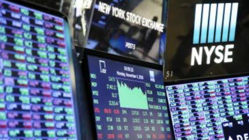 US equities post weekly gains as traders weigh COVID impact