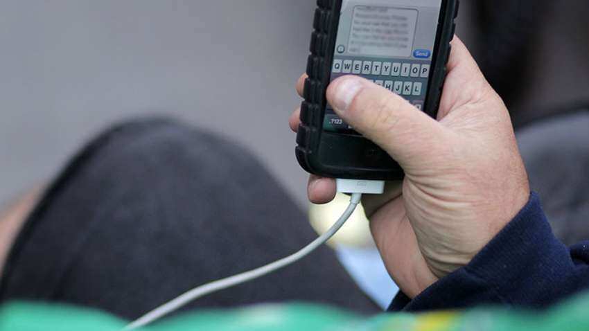 Alert! New flaw found in fast charger that can wreck your smartphones