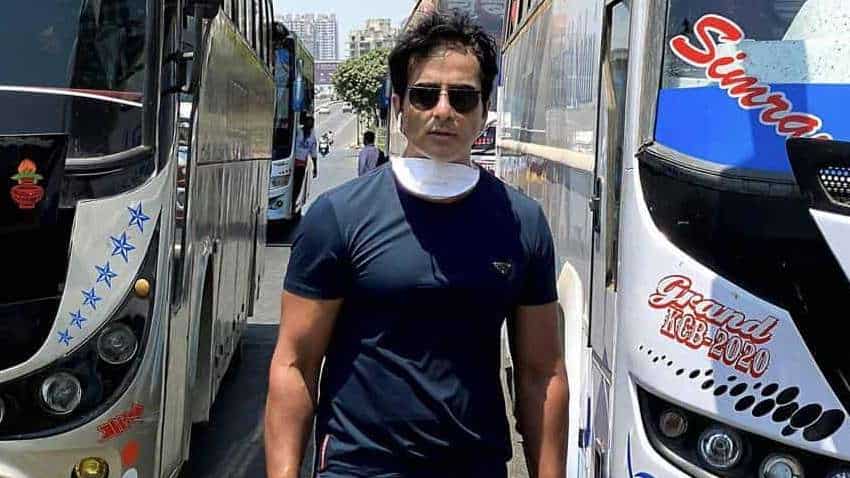 Sonu Sood does it again! Actor joins hands with SpiceJet to bring back 1500 Indian students from Kyrgyzstan Sonu Sood does it again! Actor joins hands with SpiceJet to bring back 1500 Indian students from Kyrgyzstan