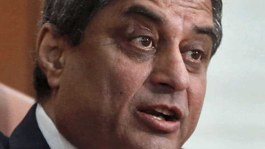 Aditya Puri sells most of his stake in HDFC Bank for Rs 843 cr