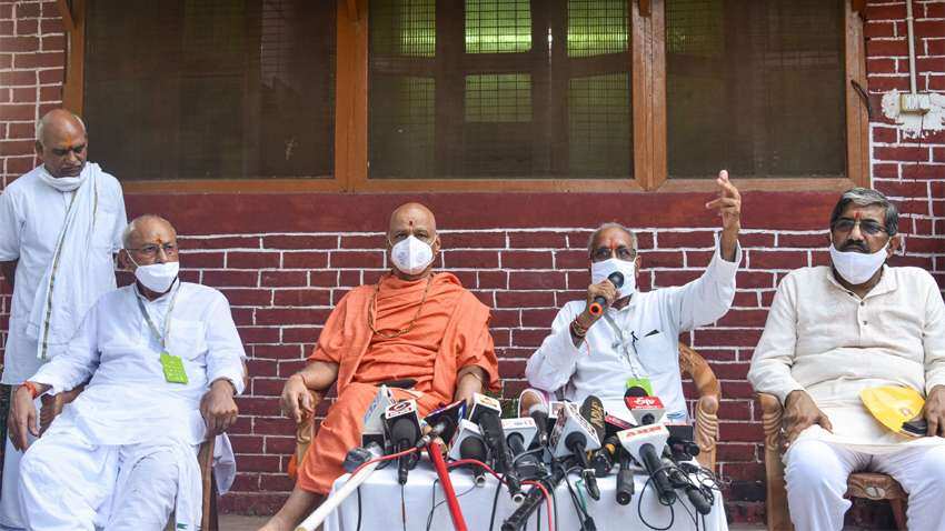 Ram Mandir Bhumi Pujan News: Guest list - 175 eminent people to attend but only these 5 will be on stage - Know details Ram Mandir Bhumi Pujan News: Guest list - 175 eminent people to attend but only these 5 will be on stage - Know details