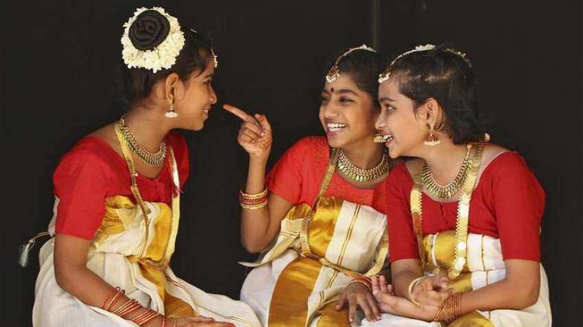YOUNG GIRLS for SOUTH INDIAN FESTIVEL ONAM Editorial Stock Photo - Image of  female, beautiful: 58412383