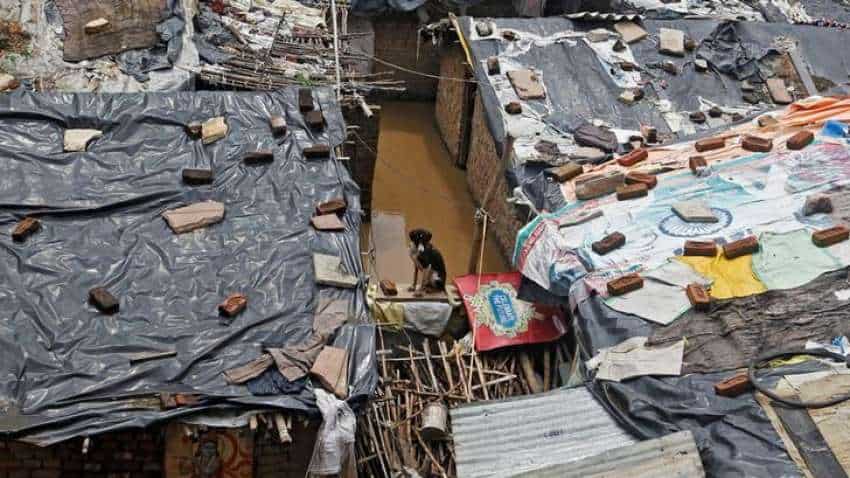 SC directs removal of 48,000 slum dwellings along rail tracks in Delhi in three months SC directs removal of 48,000 slum dwellings along rail tracks in Delhi in three months