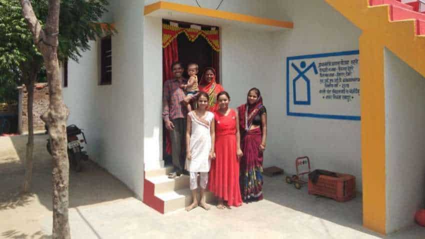 Big boost to Pradhan Mantri Awas Yojana! IIFL Home Finance disburses Rs 7000 cr home loans to 42,500 families under PMAY Big boost to Pradhan Mantri Awas Yojana! IIFL Home Finance disburses Rs 7000 cr home loans to 42,500 families under PMAY
