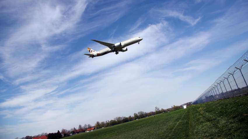 Puri holds meeting with Adityanath to review aviation infrastructure in UP Puri holds meeting with Adityanath to review aviation infrastructure in UP