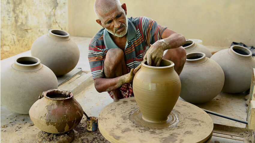  MSME Alert: Narendra Modi govt takes this major step for pottery, beekeeping artisans; migrant labourers to benefit too