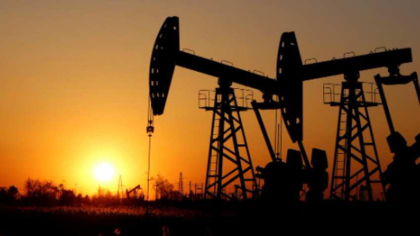 Oil prices fall on U.S. stimulus impasse, rising U.S. crude stockpiles