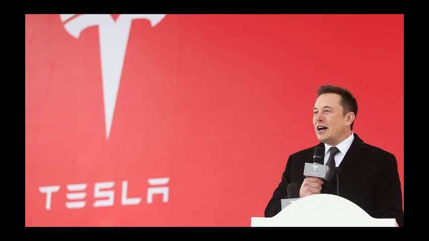 Elon Musk&#039;s Tesla and its &#039;Starman&#039; driver flew past Mars