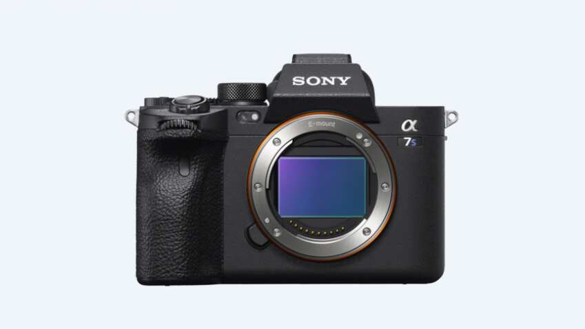 Sony Alpha 7S III full-frame mirrorless camera launched in India for Rs 3,34,990 Sony Alpha 7S III full-frame mirrorless camera launched in India for Rs 3,34,990