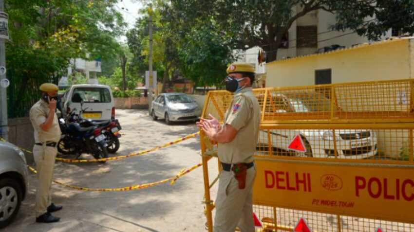 Delhi Police busts cricket betting racket, five held