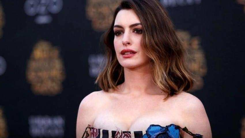 Anne Hathaway: My kids love to wrestle