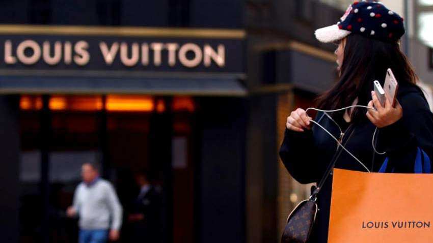 Tiffany shareholders approve acquisition by French luxury giant LVMH
