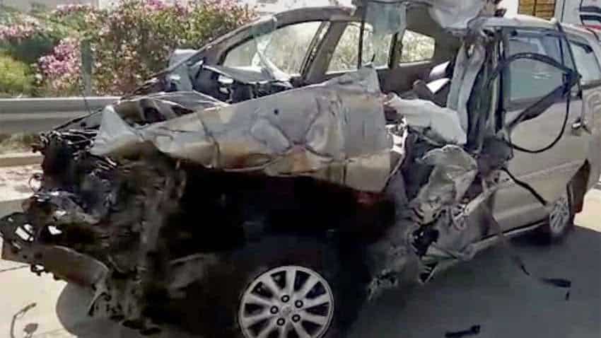 Gurugram accident: 2 killed, 10 injured in road mishap Gurugram accident: 2 killed, 10 injured in road mishap