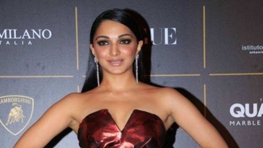 Set to star in Laxmii, Kiara Advani recalls being launched by Akshay Kumar with Fugly in Bollywood Set to star in Laxmii, Kiara Advani recalls being launched by Akshay Kumar with Fugly in Bollywood
