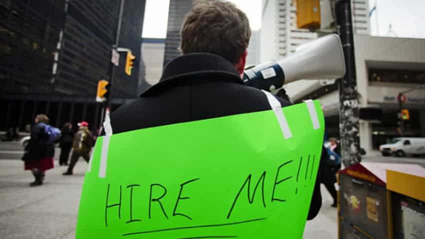 Canada&#039;s unemployment rate down to 8.9%