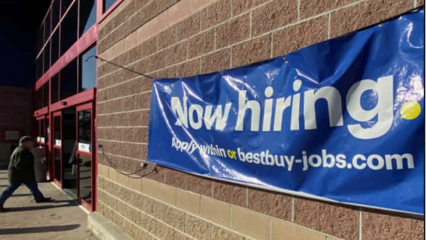 US unemployment rate falls to 6.9% as labour market slowly recovers