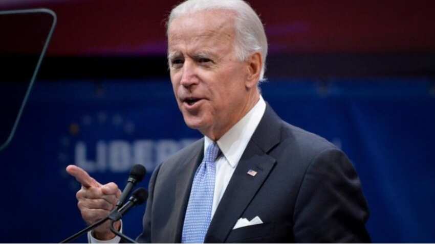2013: When US President-elect Joe Biden pored into a microscope at IIT-Bombay