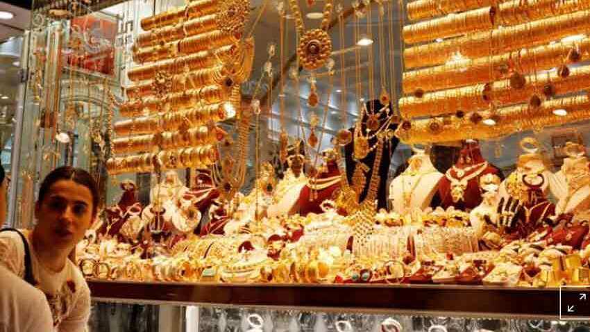 Gold price rises for fourth consecutive day, gains Rs 277