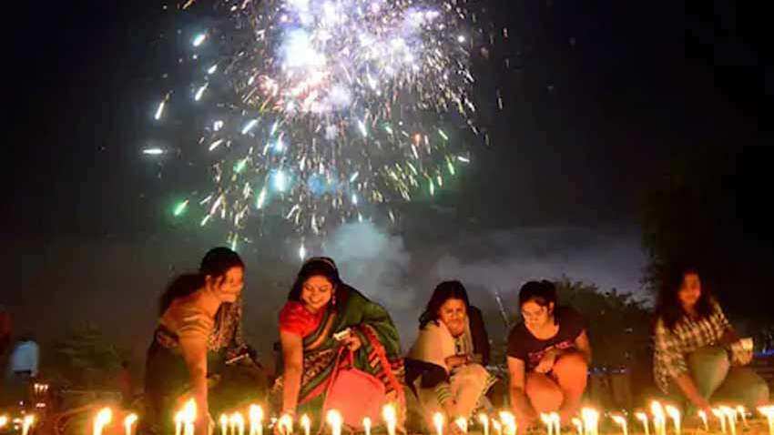 Firecrackers ban in Delhi: Violators can face jail term up to 6 yrs, says minister