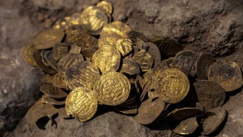 Huge coin treasure found, but this farmer&#039;s rich dream shattered! Read tale of loot