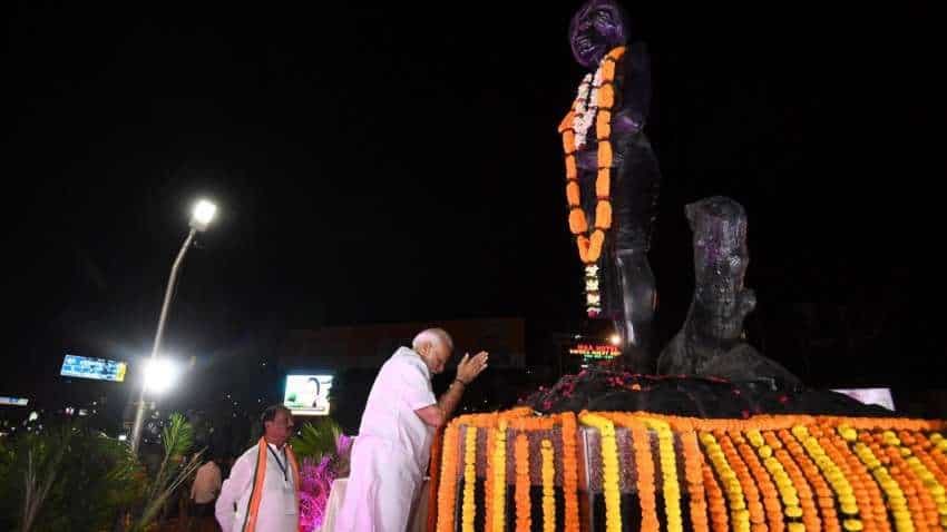 PM Modi pays tributes to Birsa Munda, greets people of Jharkhand on state's foundation day PM Modi pays tributes to Birsa Munda, greets people of Jharkhand on state's foundation day