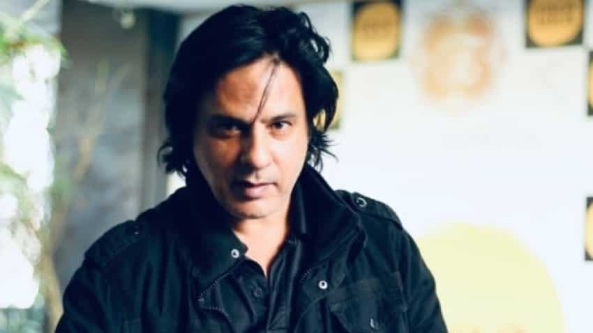 Aashiqui&#39; actor Rahul Roy hospitalised following brain stroke | Zee Business