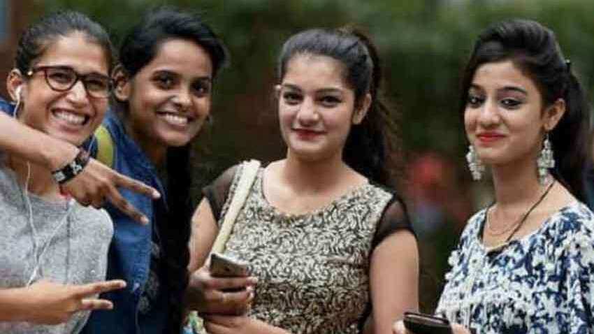 JEE-Main exam to be conducted 4 times from 2021? What govt is looking at