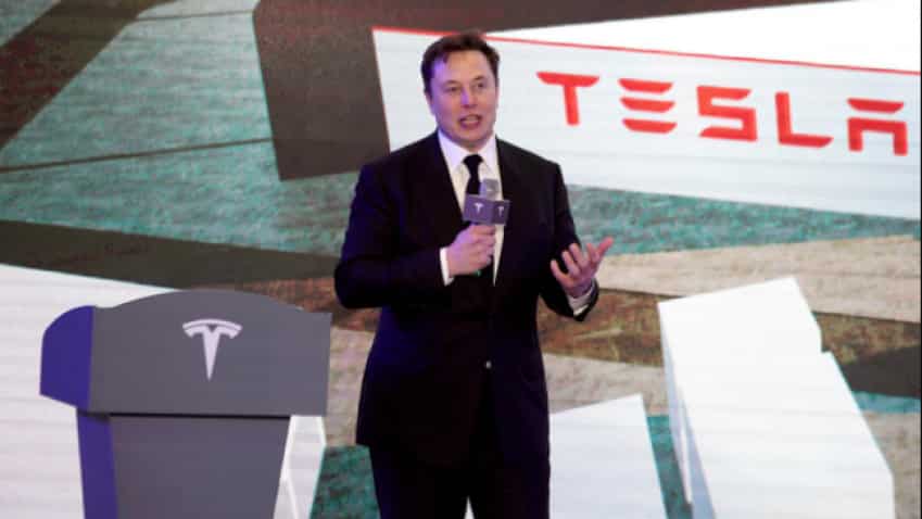 Factbox-Wall Street braces for Tesla&#039;s S&amp;P 500 debut