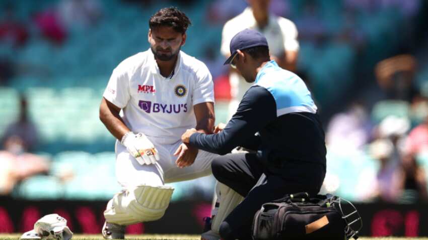India vs Australia 3rd Test: Wriddhiman Saha to keep wickets as Rishabh Pant taken for scans after injuring left elbow