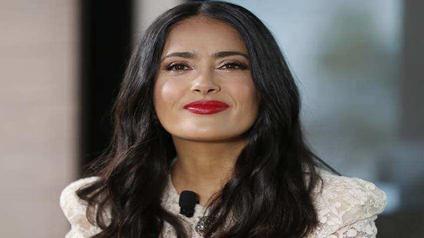 Salma Hayek joins the ''Bernie Sanders'' viral meme bandwagon Salma Hayek joins the ''Bernie Sanders'' viral meme bandwagon