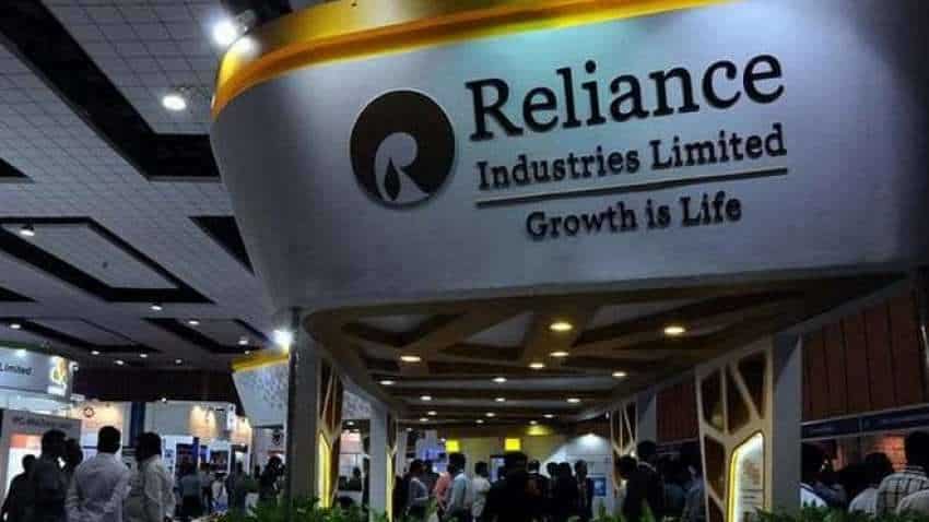 Reliance Industries shares decline over 2 pc; Future Retail tanks 5 pc Reliance Industries shares decline over 2 pc; Future Retail tanks 5 pc