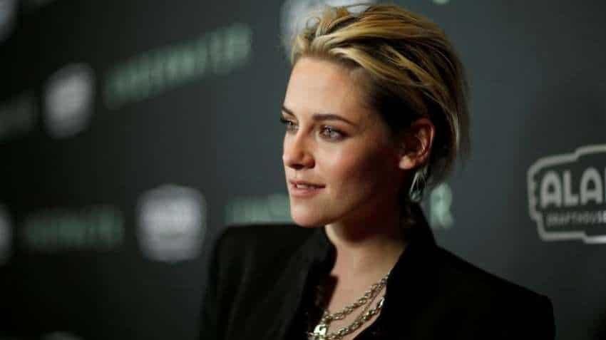 ''Spencer'': Kristen Stewart captivates as Princess Diana in first look ''Spencer'': Kristen Stewart captivates as Princess Diana in first look