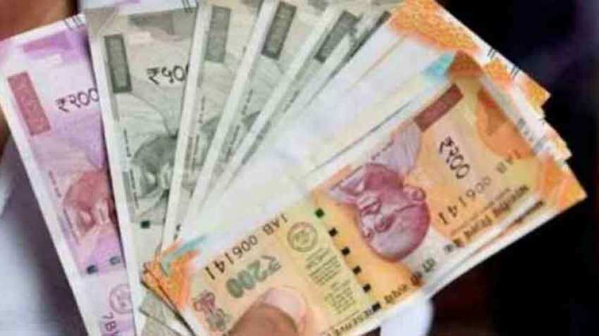 7th Pay Commission latest news today: Salary between Rs 67,700 to Rs 2.08 lakh - details on UPSC official website upsc.gov.in