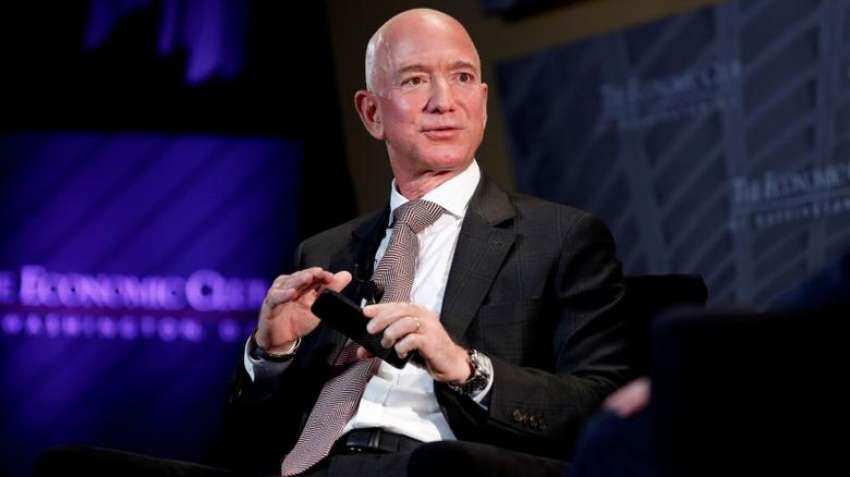 Jeff Bezos, Amazon&#039;s founder, will step down as CEO