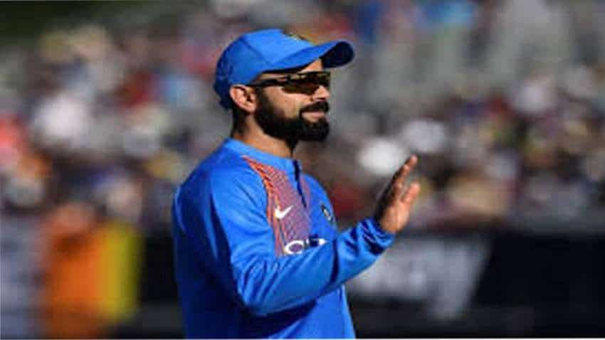 Ind vs Eng: Virat Kohli's ''spirit of cricket'' gesture for Joe Root wins hearts on internet Ind vs Eng: Virat Kohli's ''spirit of cricket'' gesture for Joe Root wins hearts on internet