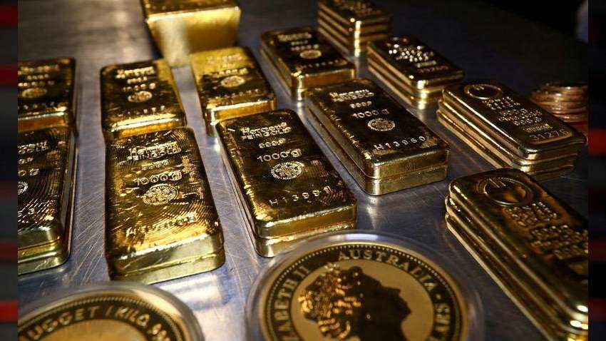 Gold price plunges Rs 661 per 10 grams