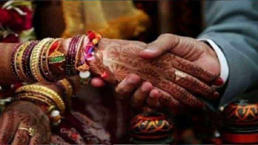 Actors Darling Krishna and Milana Nagaraj wedding: Couple gets married on Valentine's day! Check wedding ceremony, social media details Actors Darling Krishna and Milana Nagaraj wedding: Couple gets married on Valentine's day! Check wedding ceremony, social media details