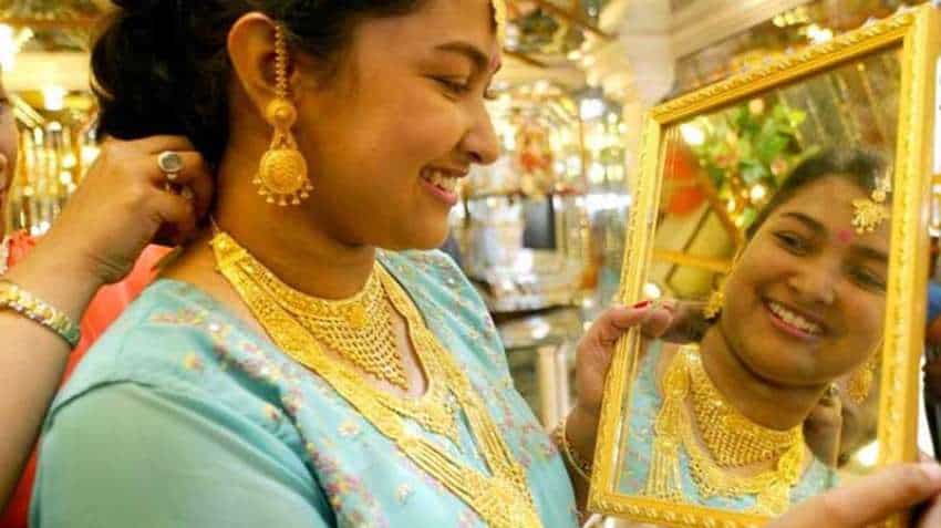 Gold Price Today 15-02-2021: Buy for handsome gains, rate down Rs 21, Silver up Rs 660, expert says Gold Price Today 15-02-2021: Buy for handsome gains, rate down Rs 21, Silver up Rs 660, expert says
