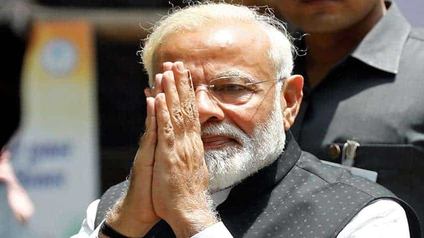 PM Modi advises students to follow mantras of self-confidence, self-awareness and selflessness PM Modi advises students to follow mantras of self-confidence, self-awareness and selflessness