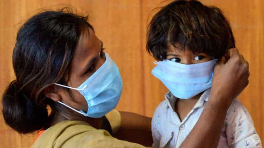 Fine for not wearing mask is Rs 200 and not Rs 1,000: Mumbai police chief Fine for not wearing mask is Rs 200 and not Rs 1,000: Mumbai police chief