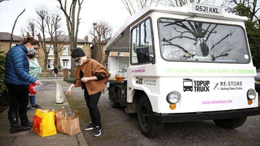 On a retro style milk truck, London entrepreneur chases a &#039;&#039;zero waste&#039;&#039; future