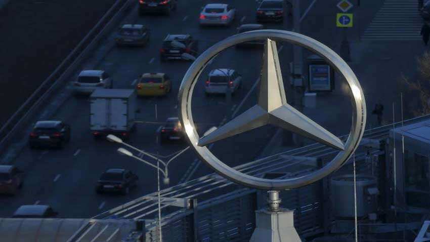 Man riding scooter killed by speeding Mercedes in Delhi Man riding scooter killed by speeding Mercedes in Delhi